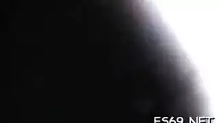 تلعب رياضه مع ابنها