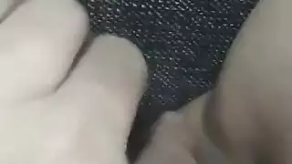 بالإصبع الآسيوية جبهة مورو المرضعات