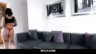 نيكفىالفندق