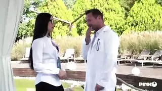 حركة نيك شرجي وقح: شرموطة تأخذ طيز وتجري مص لعضوين