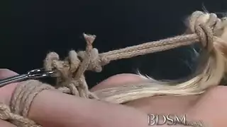 مشهد إباحي لمليسة مكارثي bbw: فعل مبلل ومتوحش