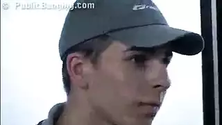 الجنس العامة القص