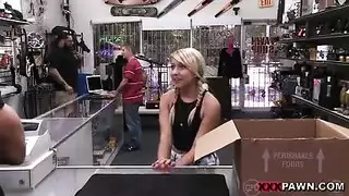 مداعبة فرج بين فتاتين مع أنين فيلم إباحي قوي مجاني