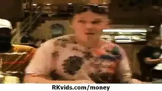 حوريات سوريات في حركة جنسية ثلاثية صريحة