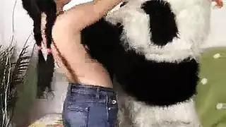 عائلة إكس إكس إكس: زوجة الأب يُدمر فرجها