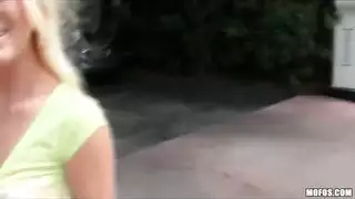 خداع أصدقاء أمي ضربة سريعة