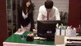 فتاة سكرتير ملابس السباحة