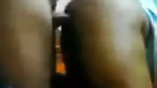 أثداء ضخمة وفعل شرجي قاسي للفتاة السودانية الساخنة