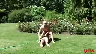 بورن قبرصي طوال الليل: أكرام كبيرة وفتحات واسعة