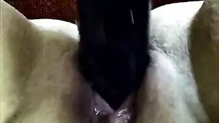 جنس شرجي صيفي حار بجانب المسبح مع فتاة مثيرة ضفائر