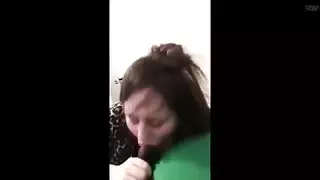 حمى التقبيل للزوجين العرب تتحول إلى ماراثون إباحي