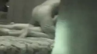 مايا تأخذ قذفاً قبل أن تُضرب بقوة