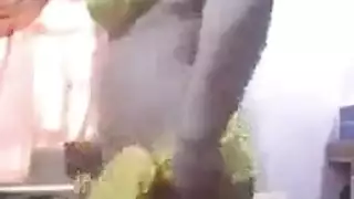 رقص مصرية دلوعة ترقص بالكلوت والسنتيان رقص منازل مثير