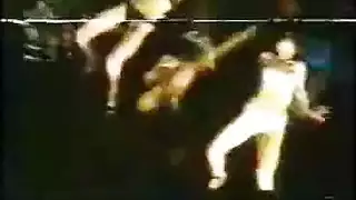 ١ رسام شهواني يضاجع ابنة صباح في استوديو فنون إباحي