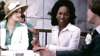 فتيش المتعجرف الفرنسي: علبة جماعية هاردكور بموقف متكبر