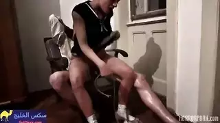 قضيب صناعي شيطاني وجماع إباحي مرعب جماعي