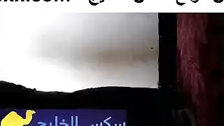 فعل شرجي ومهبلي مزدوج الوضعية لعاهرة مغربية