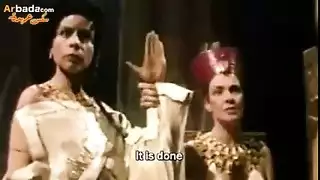 سحاق تاريخي إباحي: عبادة كس كليوباترا وإيلاج بالأصابع