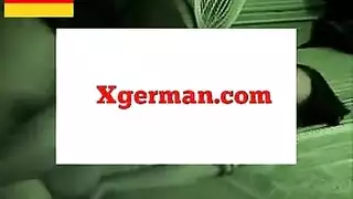 بورن عائلي خاص: ألماني ينيك قريبته