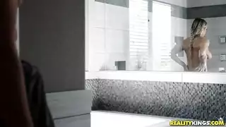 جنس عنيف قوية