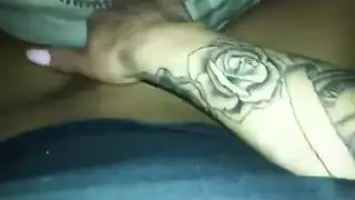 بنت بتخلع الملابس البيضاء رمنس وتنزل وتطلع عليه اجمل حسم