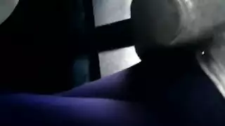 لقاء مدير الجامح في المكتب يتحول لجنس صريح