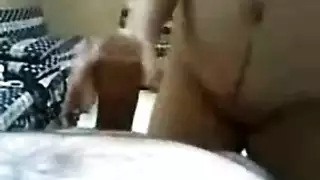 شهوة حمل مصرية ناضجة: مص عميق وجنس شرجي عنيف